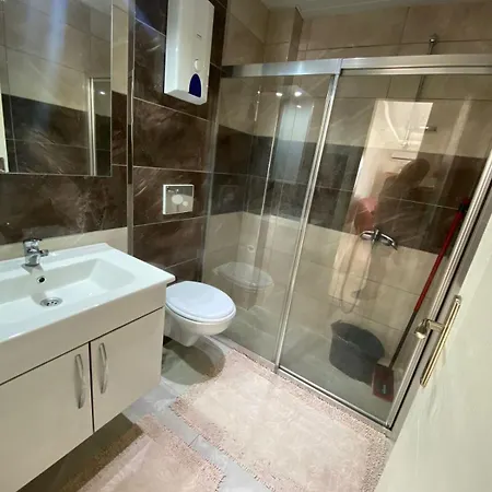 Kestel 100 Qm Teras, Pool